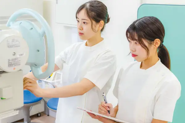 
診療放射線技師学科