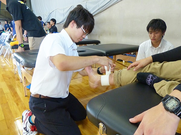 兵庫県立尼崎小田高等学校 看護医療・健康類型のみなさん