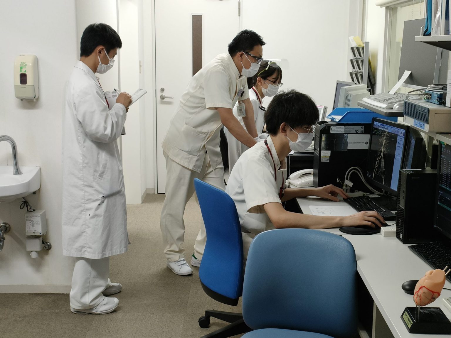 臨床実習先を訪問！診療放射線技師は熱い！ 大阪ハイテクノロジー専門学校